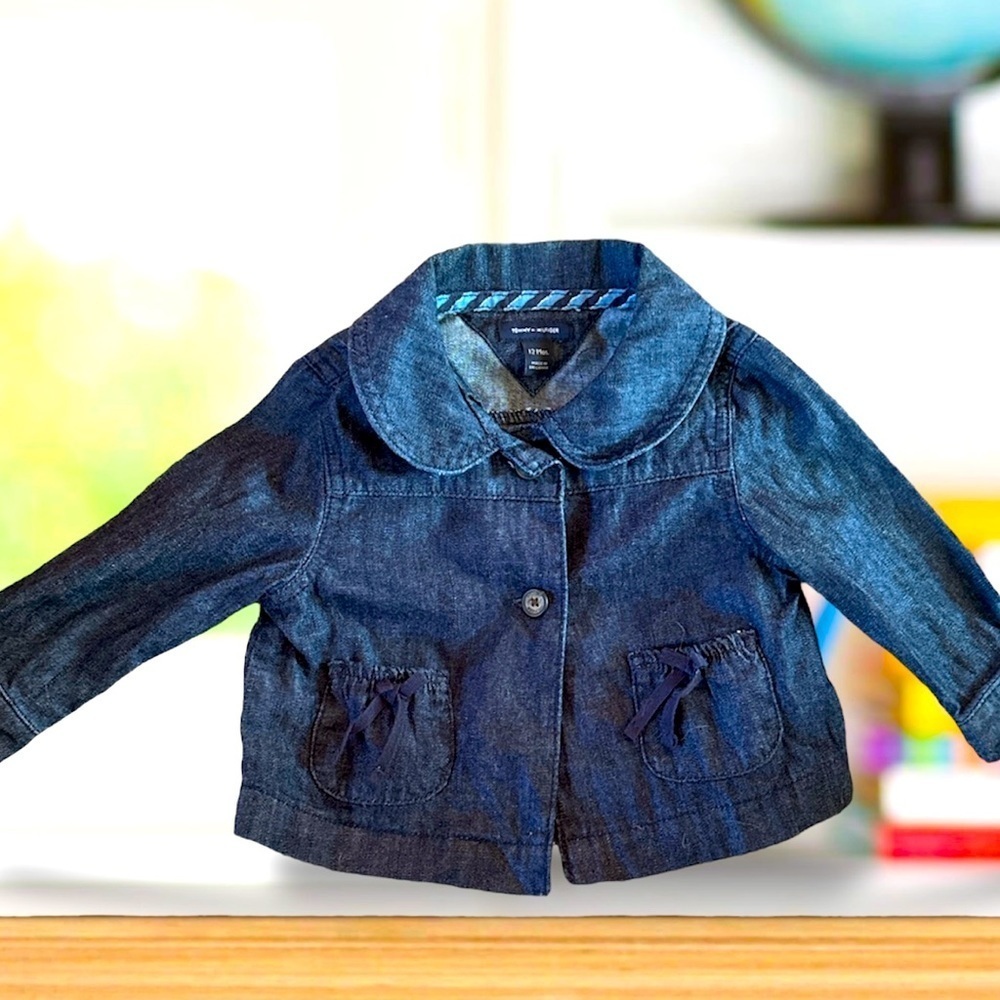 EUC- Tommy Hilfiger little girls denim jacket.